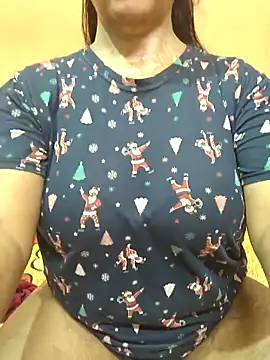 CUTE SOPHIA- online show from April 28, 2026, 2:27 am