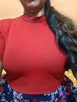 CUTE SOPHIA- online show from April 29, 2026, 2:27 am