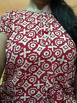 CUTE SOPHIA- online show from April 27, 2026, 3:37 am