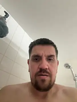 Snapshot of kennyboycum chatting on August 9, 2026, 12:40 am kennyboycum online show from August 9, 2026, 12:40 am