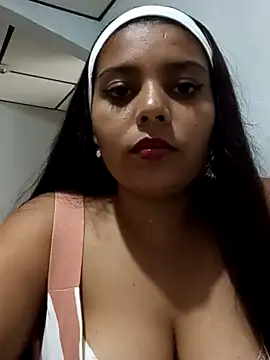 stefanie010 online show from February 11, 2025, 6:55 pm