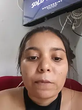 stefanie010 online show from July 5, 2026, 9:10 pm
