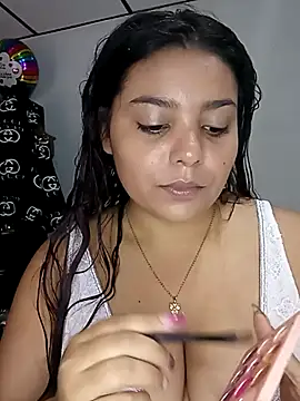 stefanie010 online show from September 10, 2025, 5:34 pm