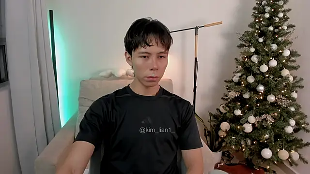 kim lian21 online show from December 20, 2025, 8:50 am