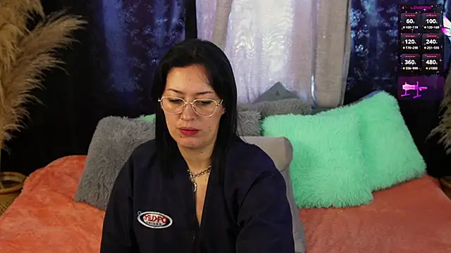 isaibanez online show from February 25, 2025, 4:25 pm