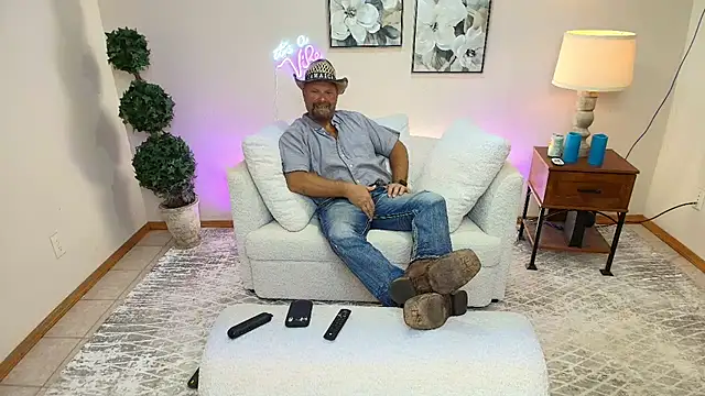 Snapshot of originalhempfarmer chatting on July 24, 2026, 8:05 pm originalhempfarmer online show from July 24, 2026, 8:05 pm