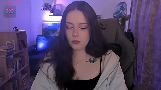 CoralineKeyns online show from February 26, 2026, 5:40 am