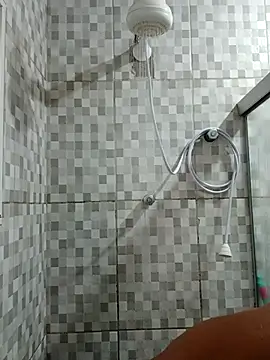 Nicolaskribeiro online show from November 3, 2025, 5:49 pm