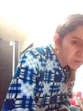 Cameron puppy online show from October 10, 2025, 4:52 pm