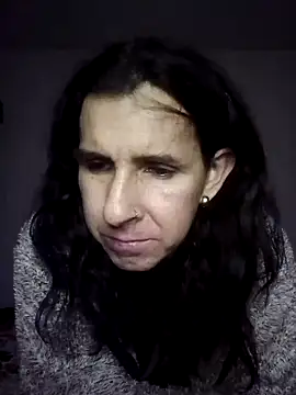 Cameron puppy online show from October 24, 2025, 5:28 am