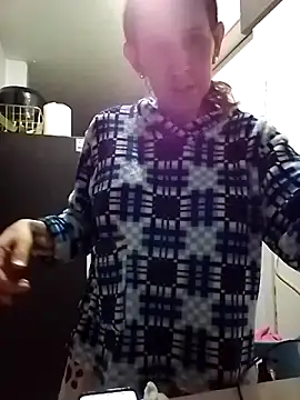 Cameron puppy online show from October 26, 2025, 9:37 pm