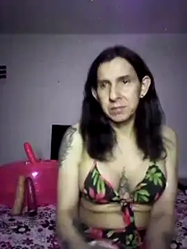 Cameron puppy online show from October 25, 2025, 1:16 am