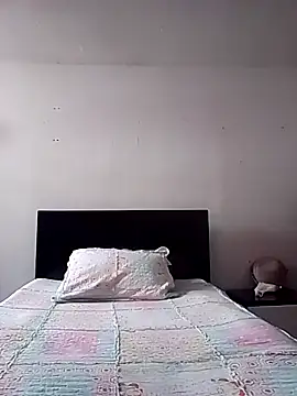 Cameron puppy online show from October 9, 2025, 4:29 pm