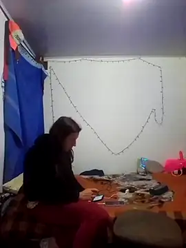 Cameron puppy online show from March 10, 2025, 4:28 am