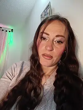 JadeHiilton online show from March 12, 2026, 4:22 pm