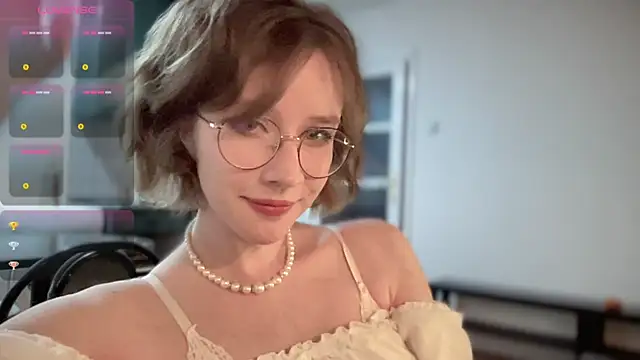 Snapshot of ms_christiana chatting on November 9, 2025, 5:39 pm ms christiana online show from November 9, 2025, 5:39 pm