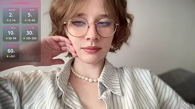 Snapshot of ms_christiana chatting on November 24, 2025, 11:54 am ms christiana online show from November 24, 2025, 11:54 am