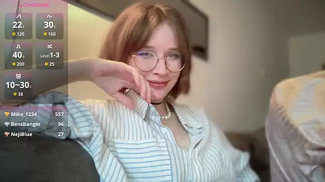 Snapshot of ms_christiana chatting on December 1, 2025, 2:29 pm ms christiana online show from December 1, 2025, 2:29 pm