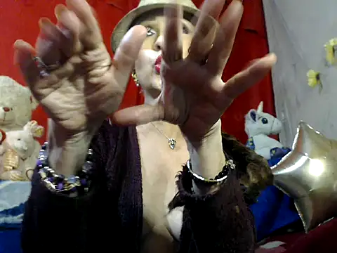 hottieperla online show from January 26, 2025, 7:09 pm