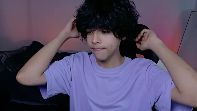 Alan26  online show from May 19, 2026, 12:59 am