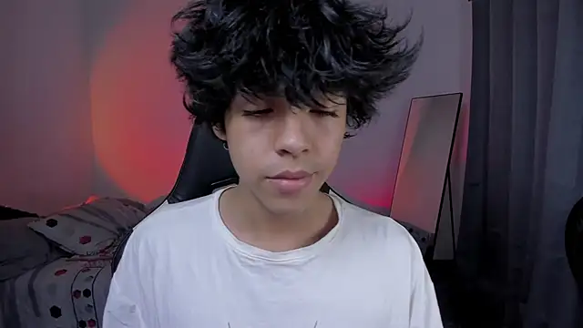 Snapshot of Alan26_ chatting on February 28, 2026, 10:31 pm Alan26 online show from February 28, 2026, 10:31 pm