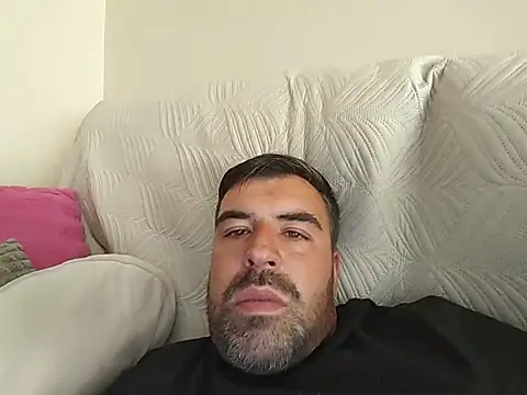 Snapshot of Vicio74@xh chatting on June 26, 2026, 5:30 pm Vicio74xh online show from June 26, 2026, 5:30 pm