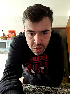 Snapshot of Vicio74@xh chatting on December 28, 2024, 1:28 pm Vicio74xh online show from December 28, 2024, 1:28 pm