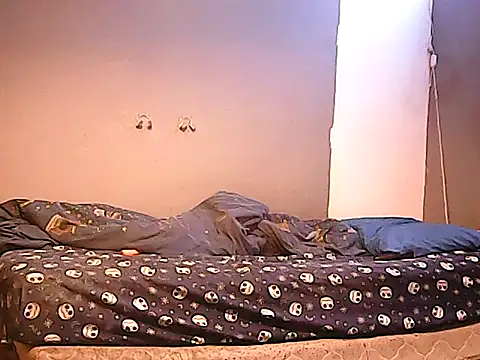 Snapshot of twinkerbell344 chatting on January 8, 2026, 7:42 pm twinkerbell344 online show from January 8, 2026, 7:42 pm