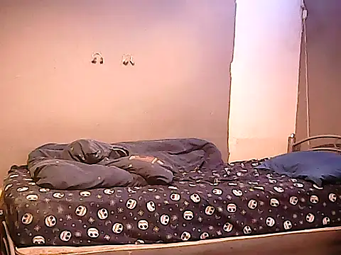 Snapshot of twinkerbell344 chatting on January 19, 2026, 10:41 am twinkerbell344 online show from January 19, 2026, 10:41 am