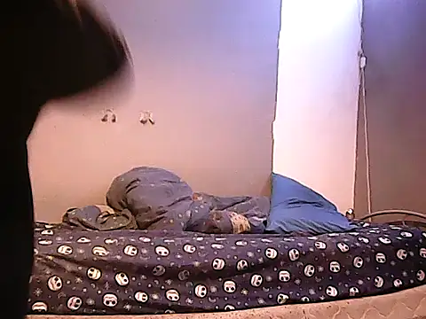 Snapshot of twinkerbell344 chatting on January 14, 2026, 12:03 am twinkerbell344 online show from January 14, 2026, 12:03 am