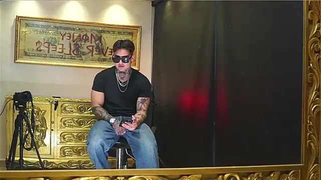 dantecoppolaa  online show from July 23, 2026, 11:11 pm
