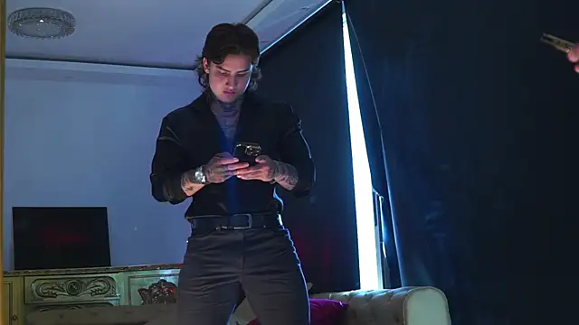 Snapshot of dantecoppolaa_ chatting on October 13, 2025, 8:10 pm dantecoppolaa online show from October 13, 2025, 8:10 pm