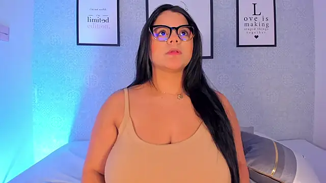 Natasha harper online show from March 26, 2026, 11:52 am