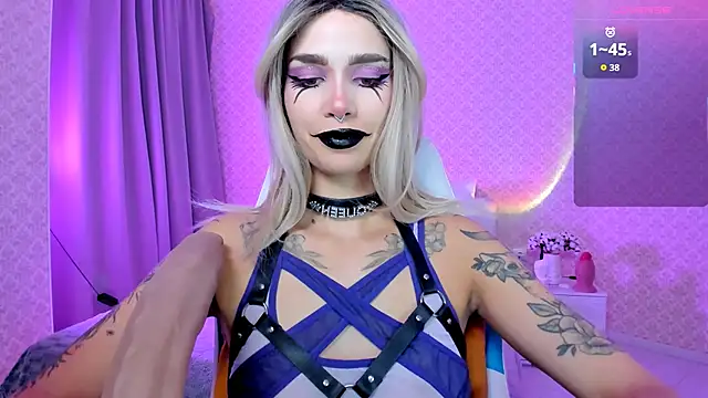 Snapshot of LeylaNoiry chatting on November 29, 2025, 1:44 pm LeylaNoiry online show from November 29, 2025, 1:44 pm