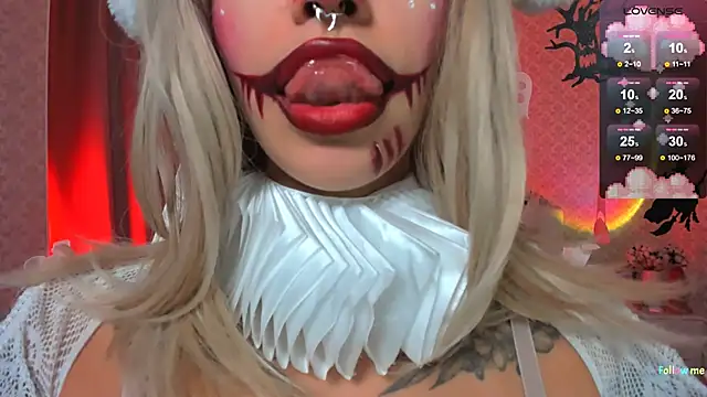 Snapshot of LeylaNoiry chatting on October 28, 2025, 3:33 pm LeylaNoiry online show from October 28, 2025, 3:33 pm