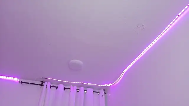 Sachi Meow online show from April 6, 2026, 11:44 am