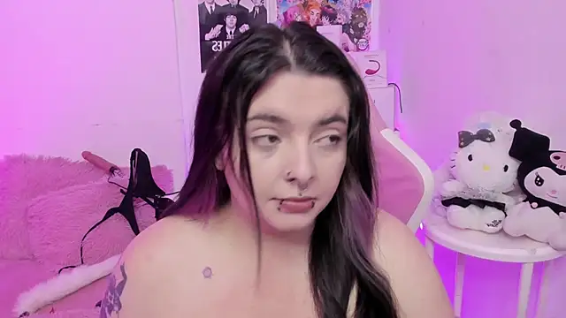 Sachi Meow online show from February 2, 2026, 5:01 pm