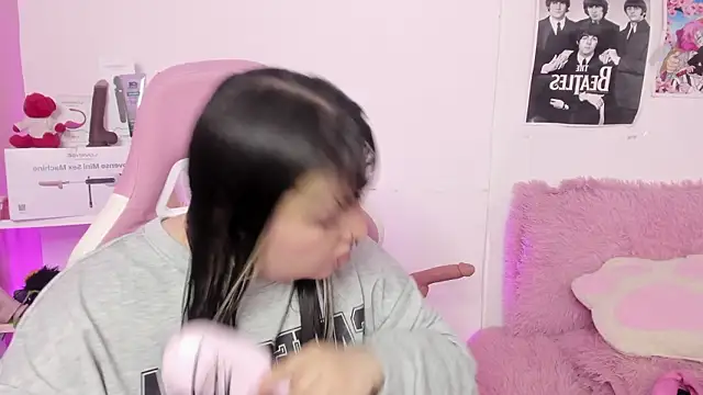 Sachi Meow online show from February 19, 2026, 12:35 pm