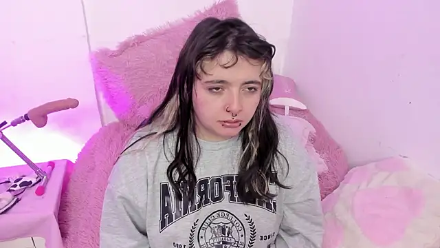 Sachi Meow online show from February 20, 2026, 11:45 am