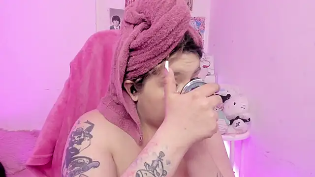 Sachi Meow online show from February 9, 2026, 3:32 pm