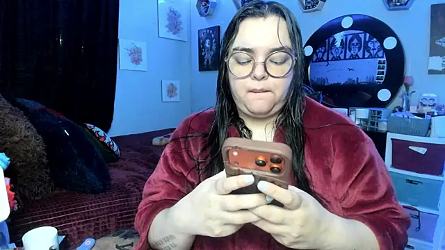 Luise Meyrink online show from February 21, 2026, 1:51 am