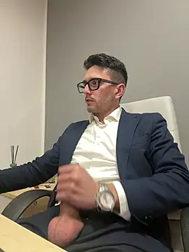 masterboss  online show from March 5, 2026, 1:19 pm