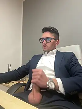 masterboss  online show from March 6, 2026, 12:55 pm