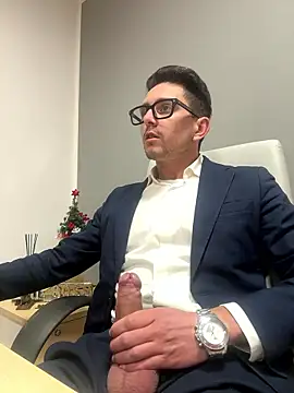 masterboss  online show from January 8, 2026, 12:33 pm