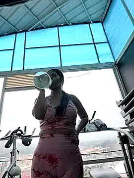 Cloesweety online show from April 15, 2026, 7:58 pm