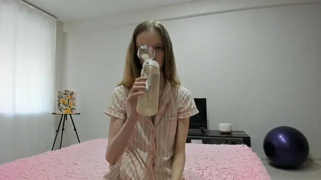 CarolHowward online show from October 21, 2025, 4:12 am