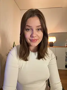 MaribelRiver online show from November 17, 2025, 8:13 pm