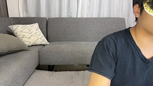 tubaki taku online show from October 8, 2025, 2:18 pm