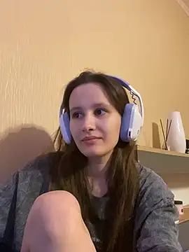 babywaifu online show from February 9, 2025, 7:41 pm