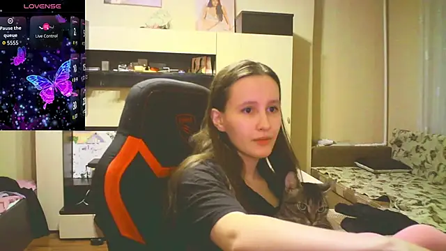 babywaifu online show from October 2, 2025, 12:25 am